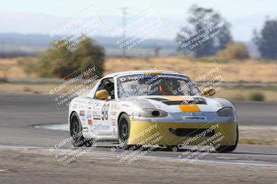 media/Oct-22-2023-Speed Ventures (Sun) [[1c9917c1d0]]/Red and Green/Sunset and Speed Shots/